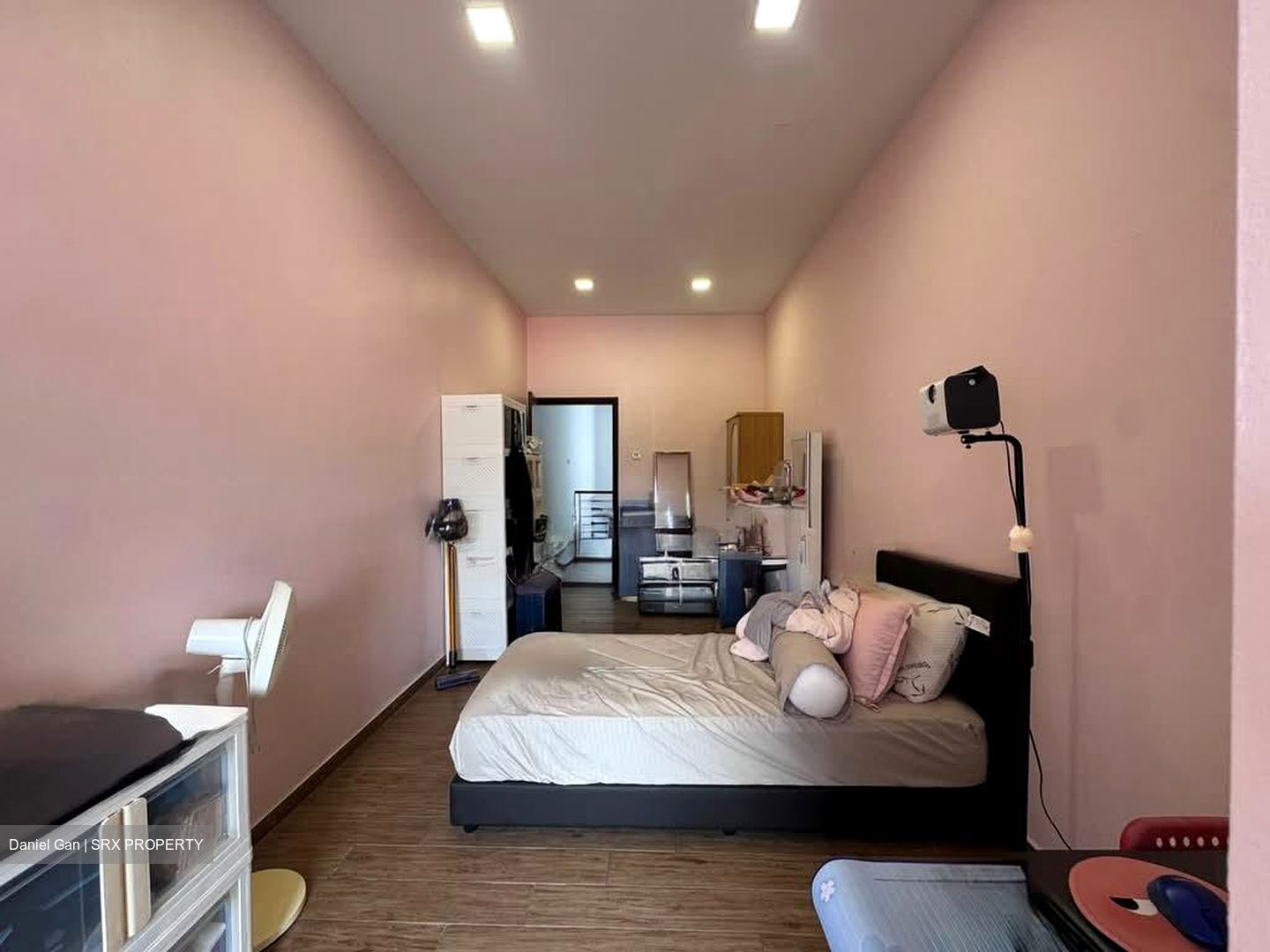 Upper Paya Lebar Road (D19), Terrace #554793541